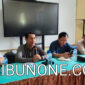 Kunjungan kerja (Kunker) gabungan komisi tim I DPRD Kabupaten Kutai Barat (Kubar) Kembali datangi kampung Kelian Dalam Kecamatan Tering, kunjungan tim gabungan tersebut terkait dengan polemik lahan antara masyarakat kampung Kelian Dalam dengan PT. Indotama Semesta Manungal
(ISM). Foto Istimewa, Sabtu (09/08/2025)
