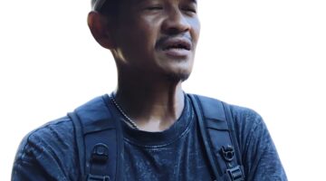 Padri, warga desa Linggang Tutung Kecamatan Linggang Bigung Kabupaten Kutai Barat, gajih mereka tak dibayar Anton, pelaku Penambangan emas tanpa izin (PETI) di Tutung.