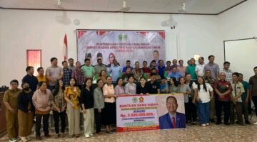 Ekti Imanuel Salurkan Rp 3,5 Miliar untuk 26 Rumah Ibadah di Lima Kecamatan